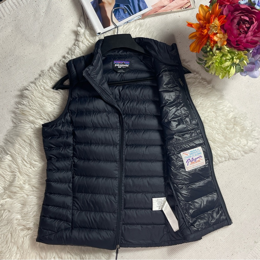 Patagonia Down 800 fill power Quilted Vest - Picture 6 of 16
